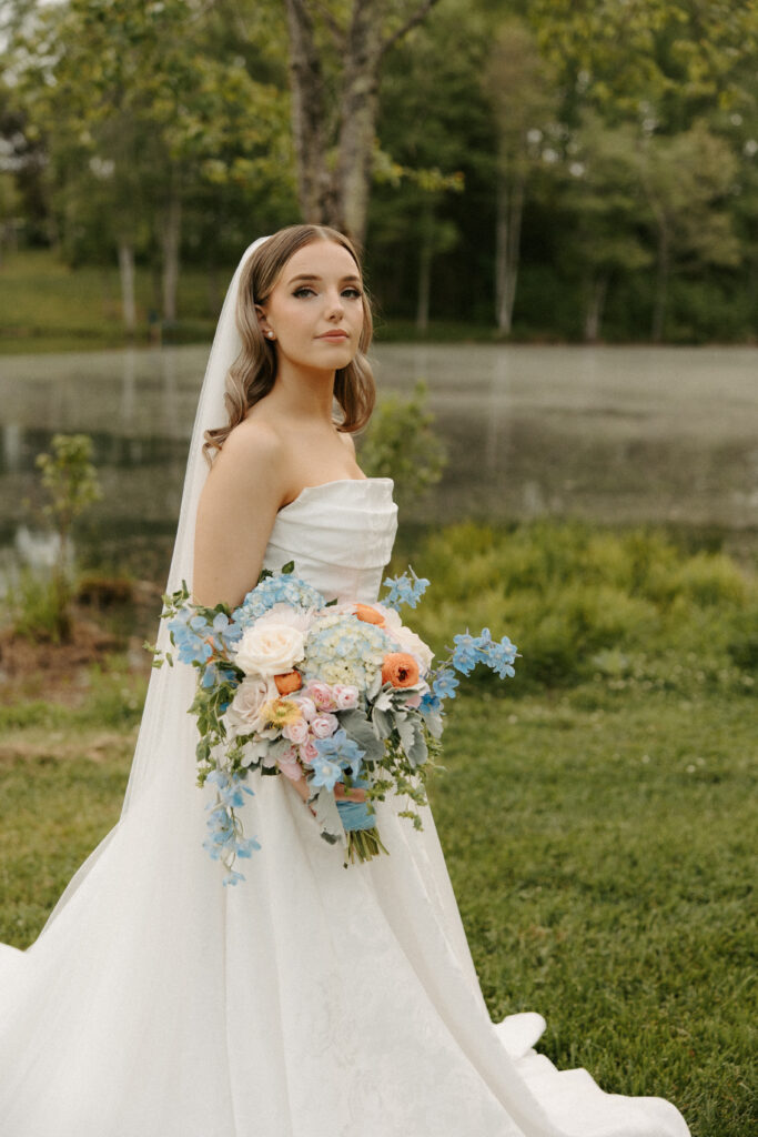 Bridal Portraits at Avonlea Farms