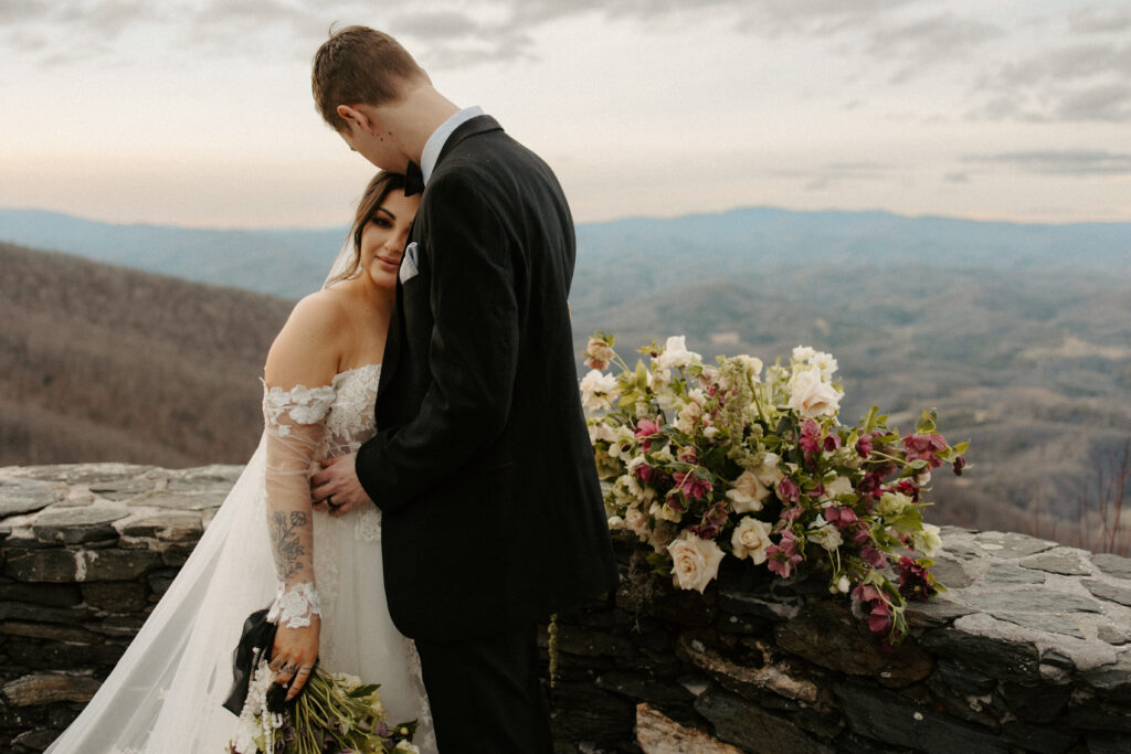 NC Mountain Wedding Venues with lodging