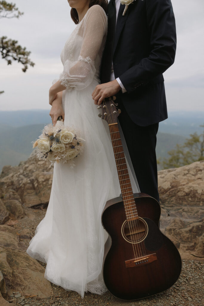 How to elope at Ravens Roost Overlook