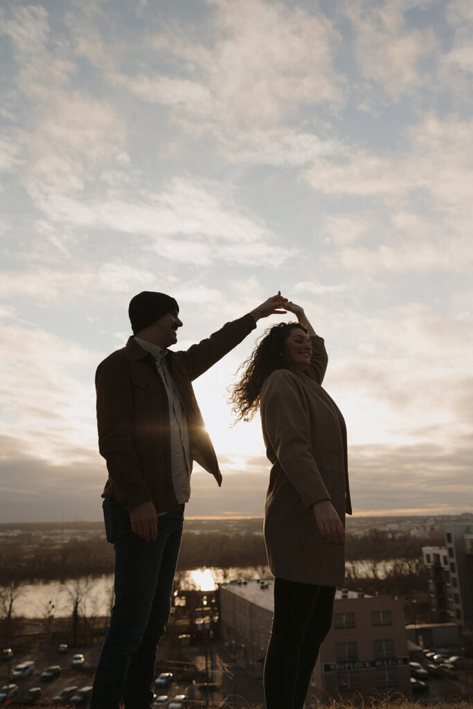 Romantic Libby Hill Park RVA engagement photoshoot