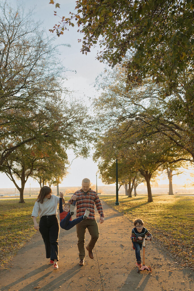 family photos at richmond va park