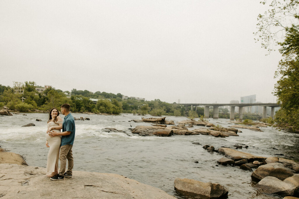 Family photos at belle isle in richmond va