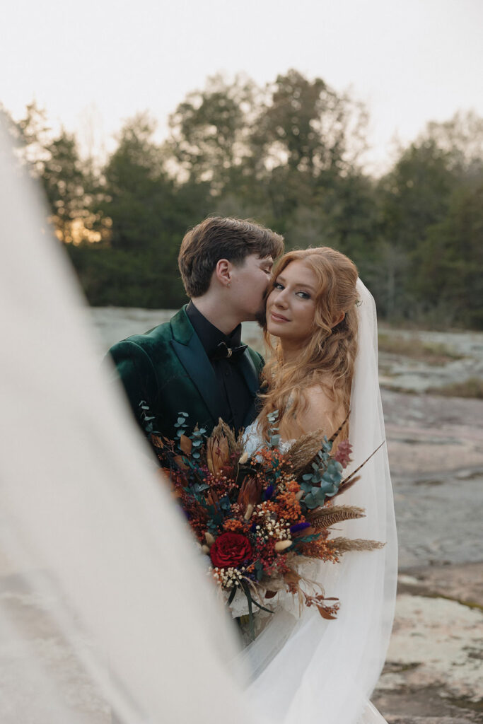 The Mill At Fine Creek Wedding Photos