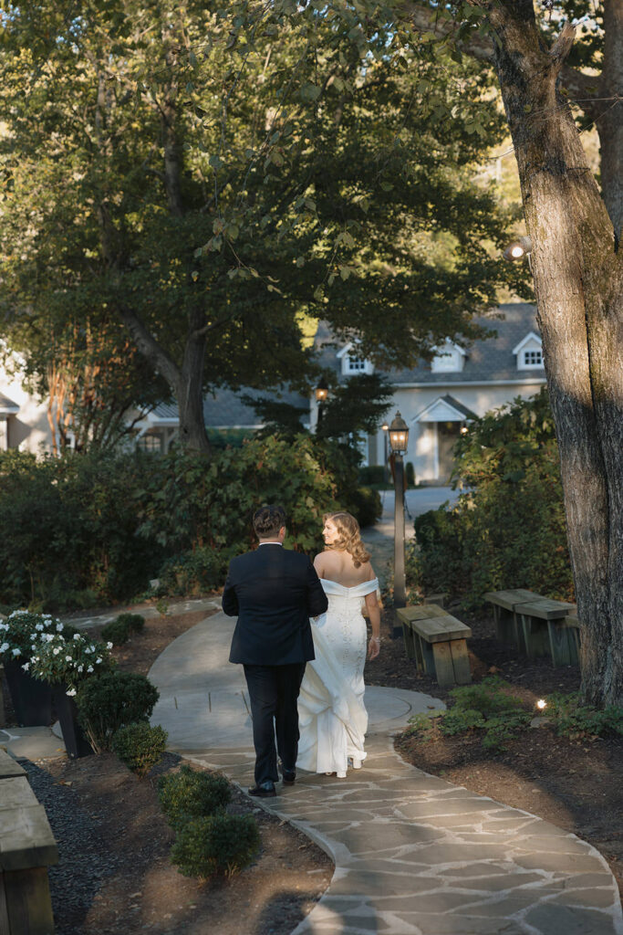 Fall wedding at The Mill At Fine Creek. A Powhatan VA wedding venue