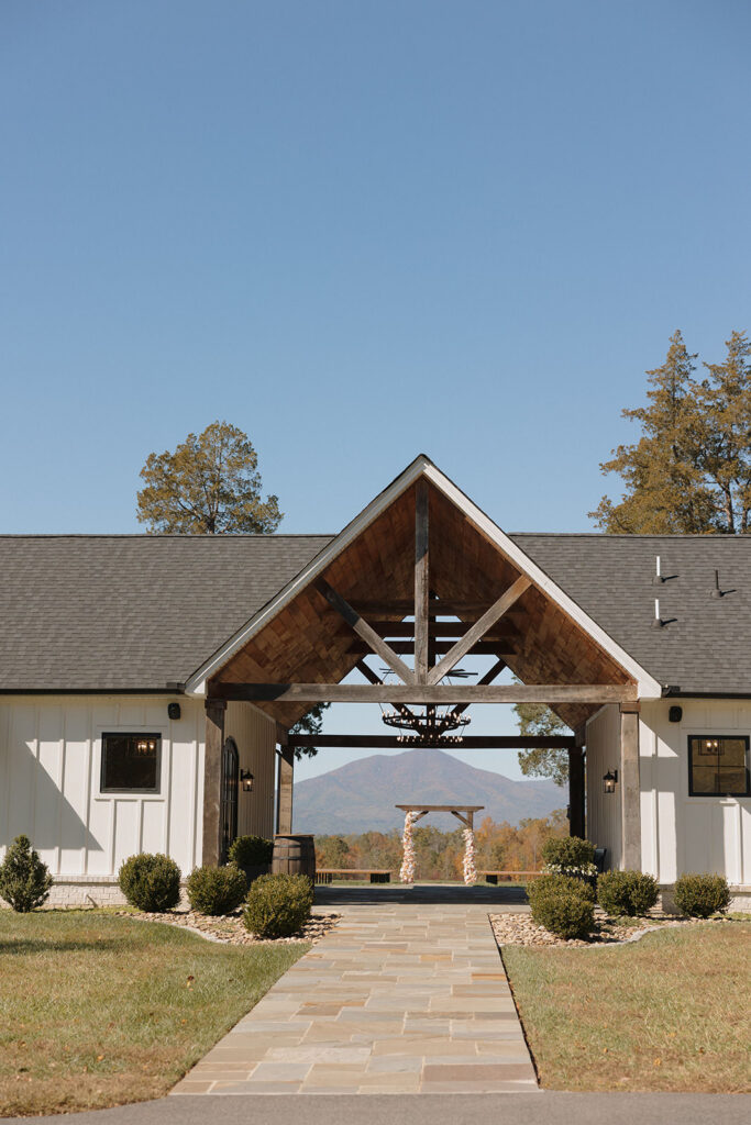 Virginia Wedding Venue Cedar Oaks Farm
